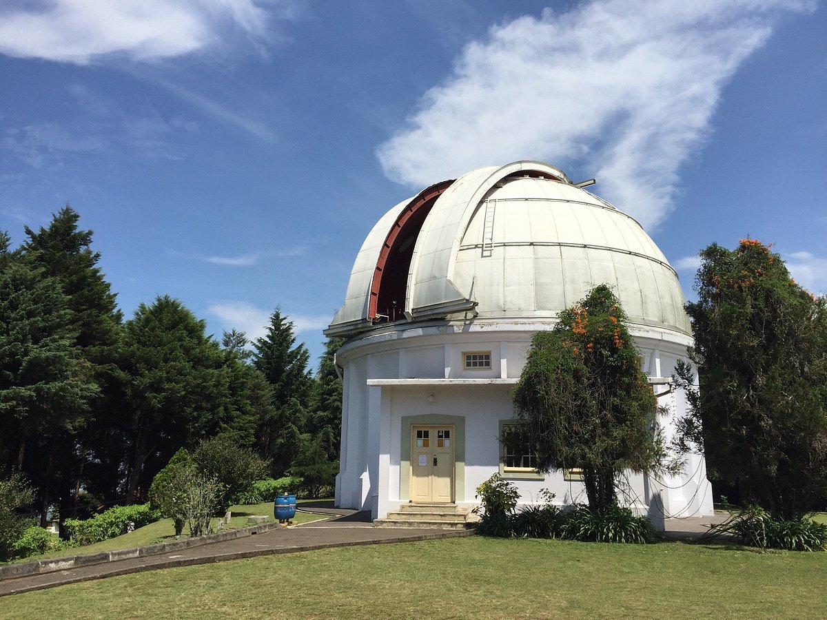 Observatorium Bosscha: Mengintip Keajaiban Langit di Dataran Tinggi Lembang